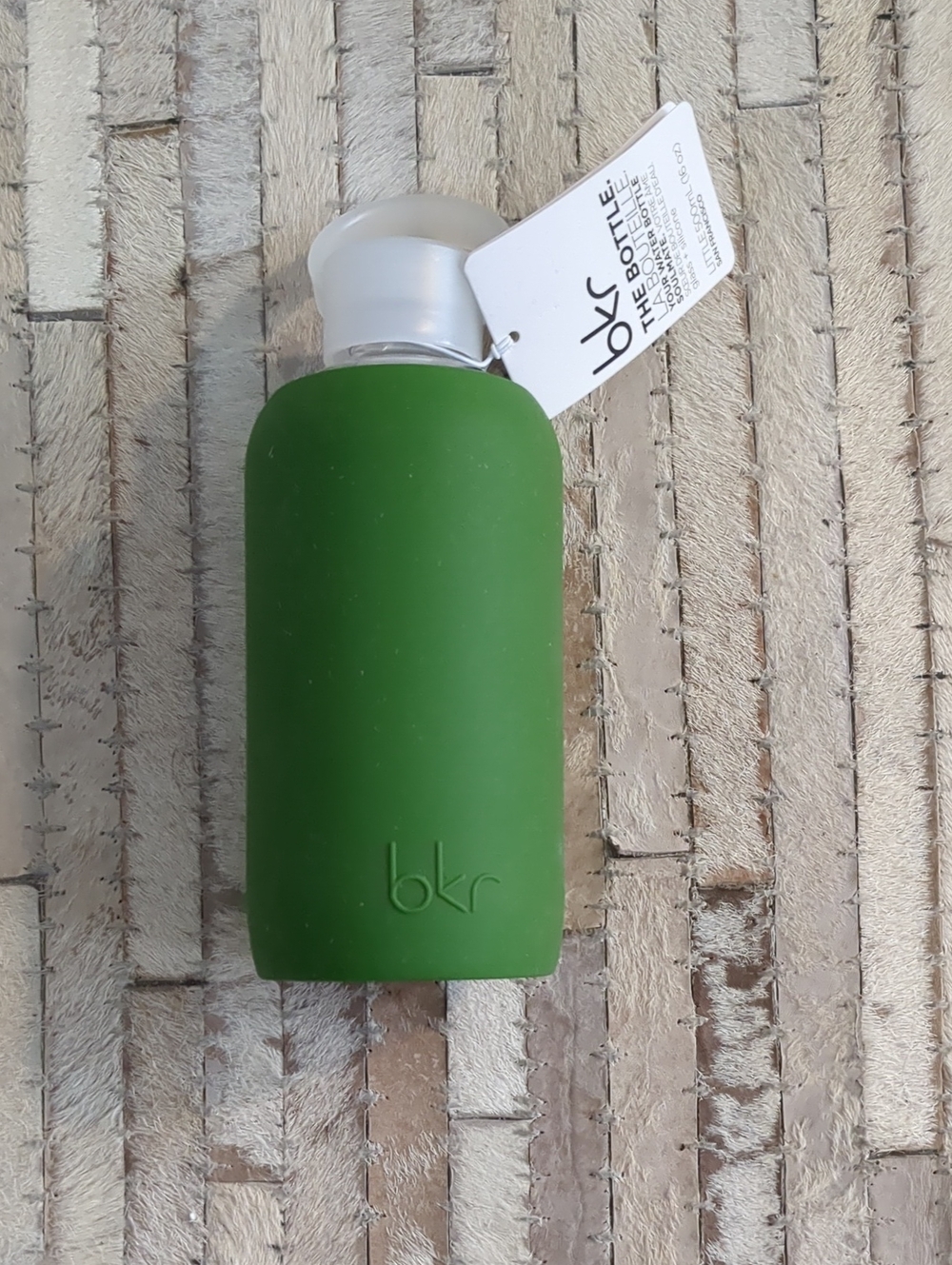 NWT bkr Glass Water Bottle with Silicone Sleeve - "Fern" Green (Little 500mL)